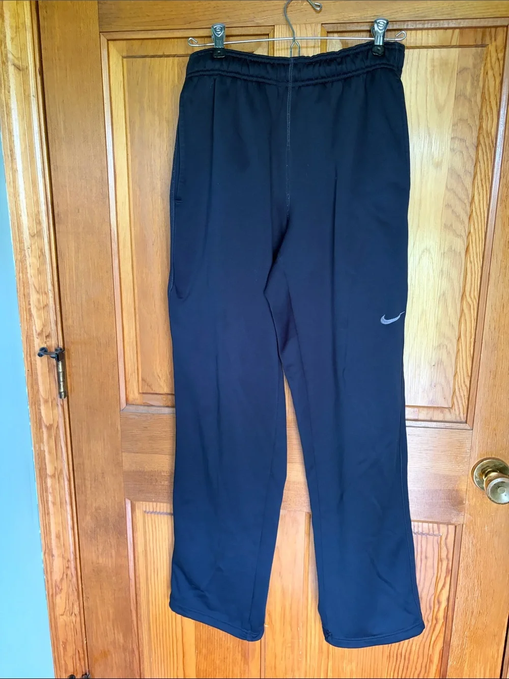 Nike classic black